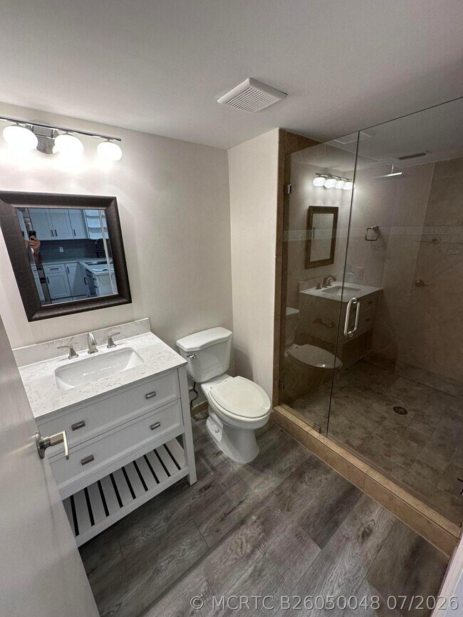 Building Photo - 10300 Hidden Springs Ct