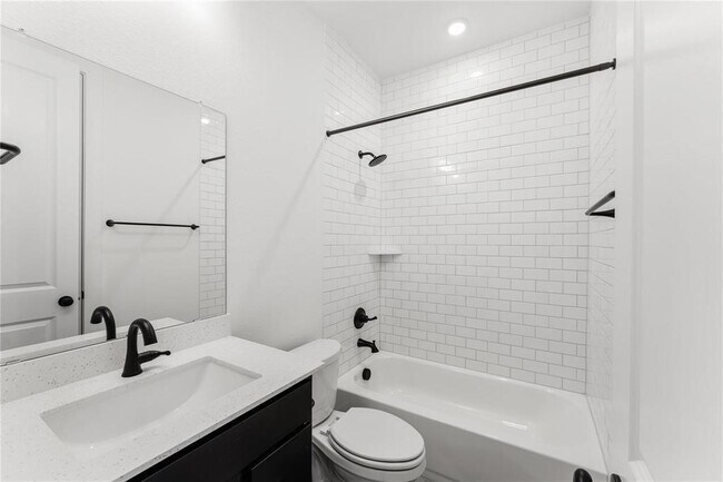 Building Photo - 29751 Burcreek Ln