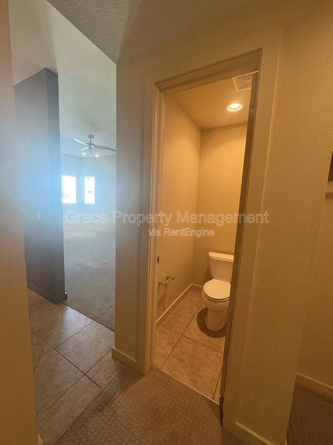 Building Photo - 3400 Larimer St