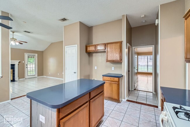 Building Photo - 1354 Mill Crossing