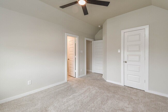 Building Photo - 18307 Yaupon Bough Ln
