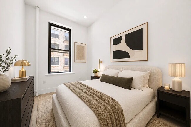 Building Photo - 254 Broome St