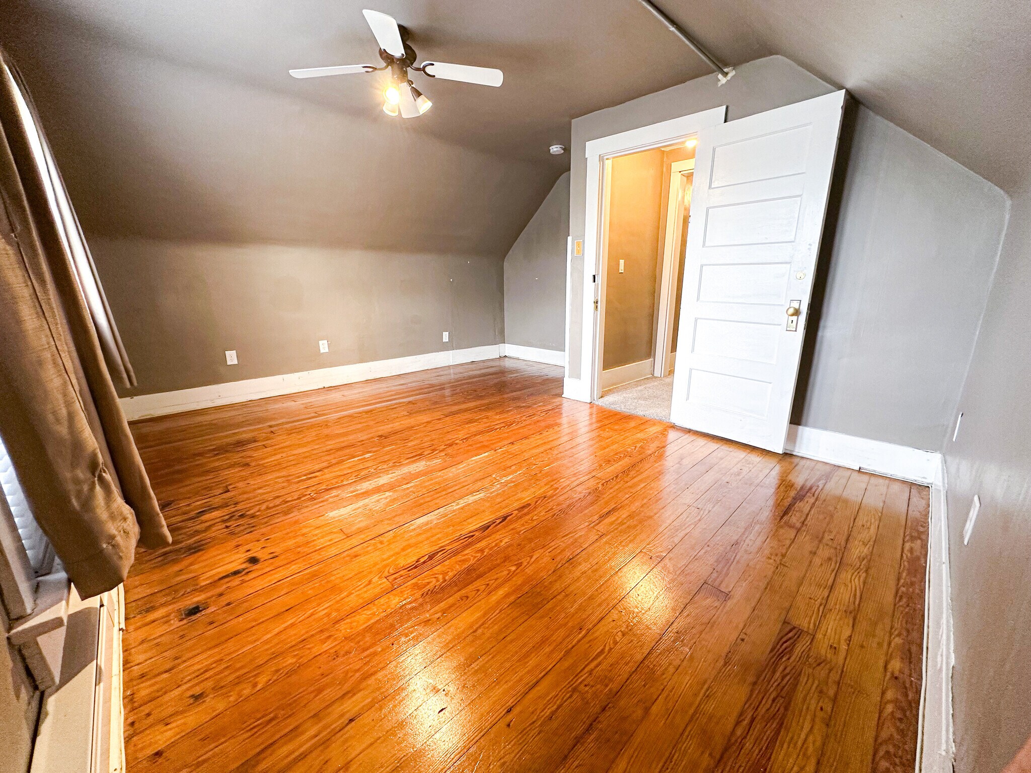 Building Photo - 1325 24th St