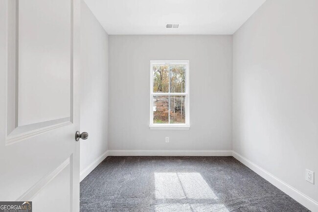 Building Photo - 1162 Buice Lake Pkwy