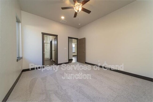 Building Photo - 2469 Apex Ave