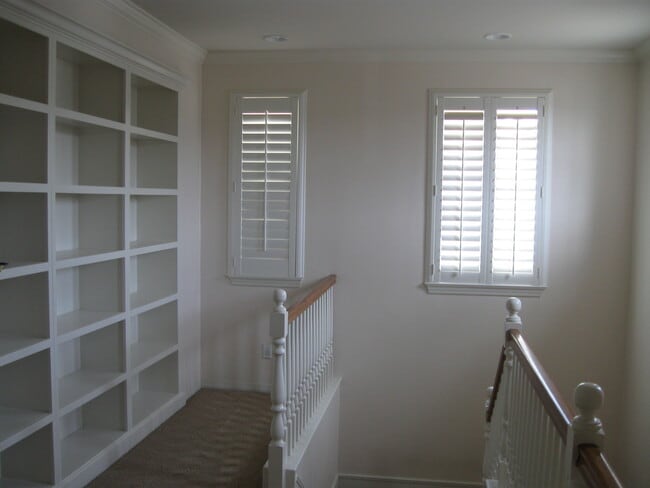 Building Photo - 31990 Oregon Ln