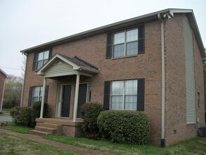 Building Photo - 1705 Monument Ln