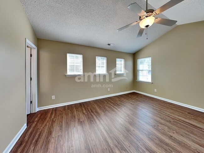 Building Photo - 630 Prickly Pear Dr