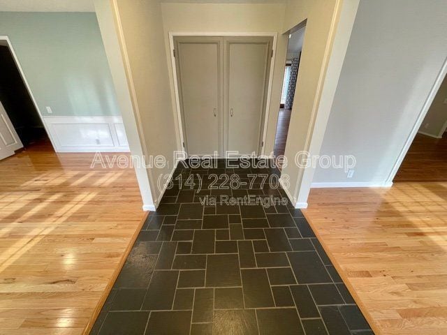 Building Photo - 514 Redondo Dr