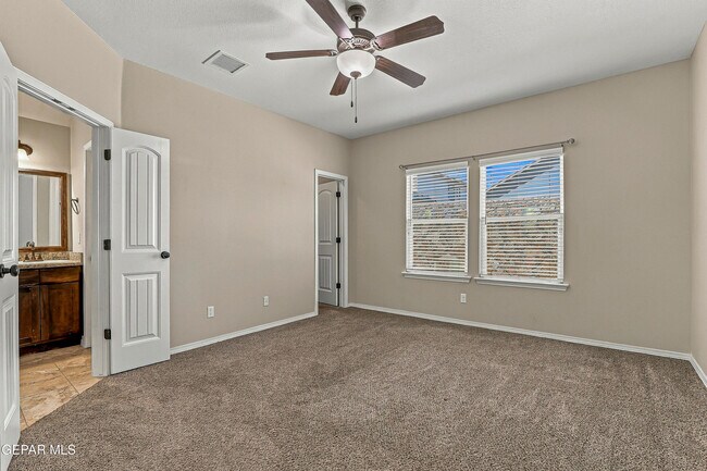 Building Photo - 13805 Garforth Ave