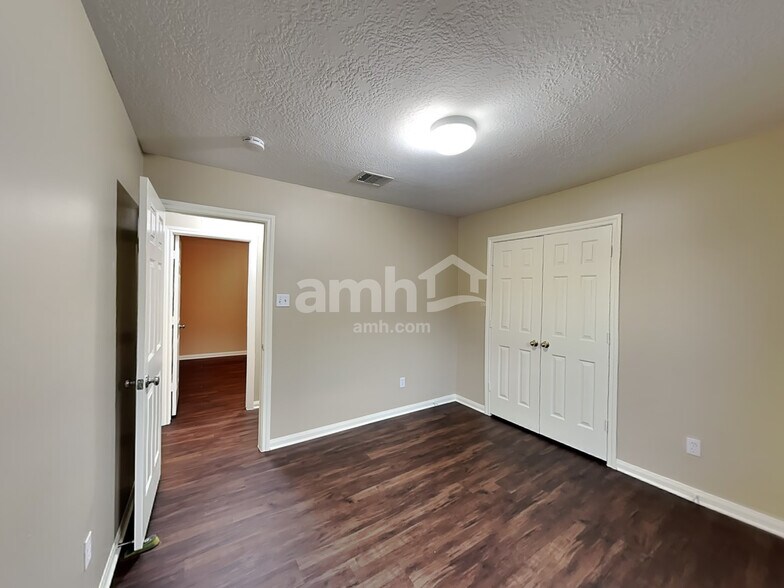Building Photo - 17234 Valemist Ct