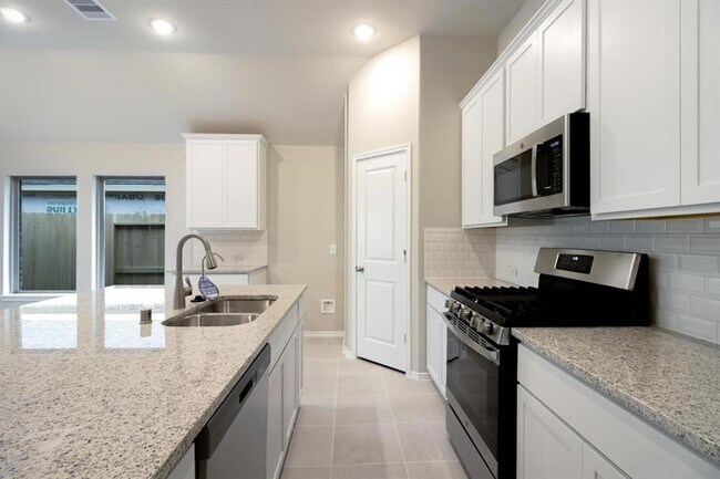 Building Photo - 10518 Cecilia Star Ln