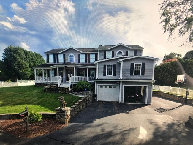 Primary Photo - 60 Mumford Rd