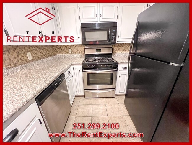 Building Photo - 953 Dickenson Ave