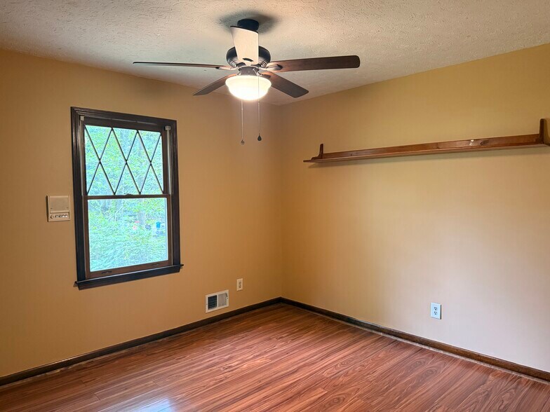 Bedroom #2 - 2928 Sanibel Dr
