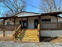 Building Photo - Welcome to the Heart of Unionville prime location!