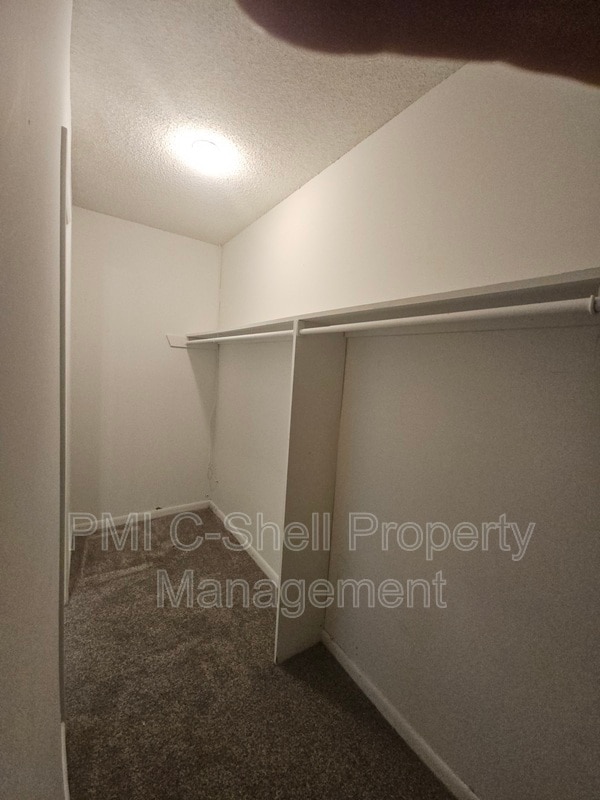 Building Photo - 4730 Huron Dr