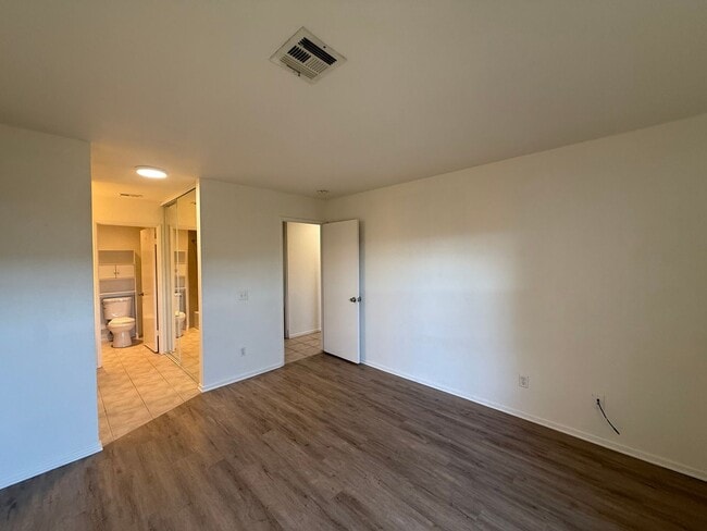 Building Photo - Beautiful 2B/2BA Condo in Rancho Penasquitos!