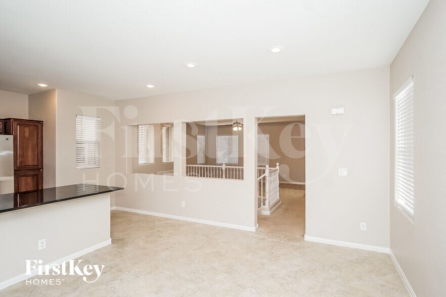 Building Photo - 8688 Pico Grande Ct