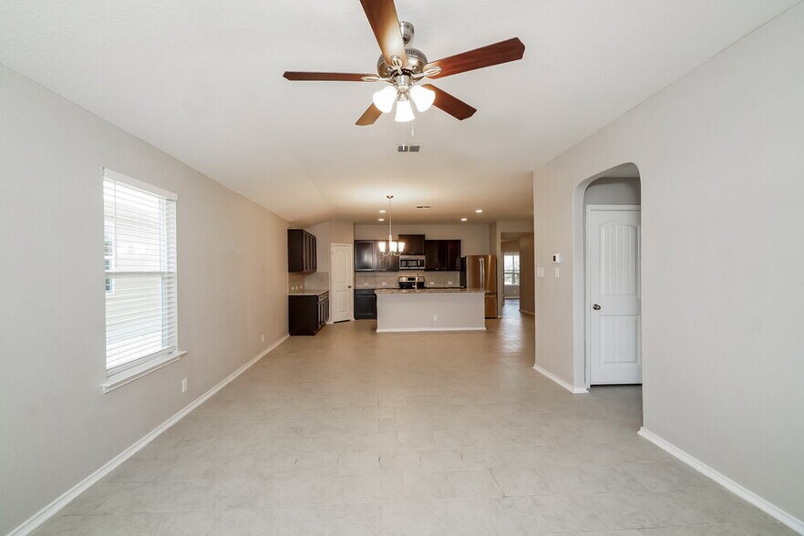 Building Photo - 15130 Cinnamon Teal