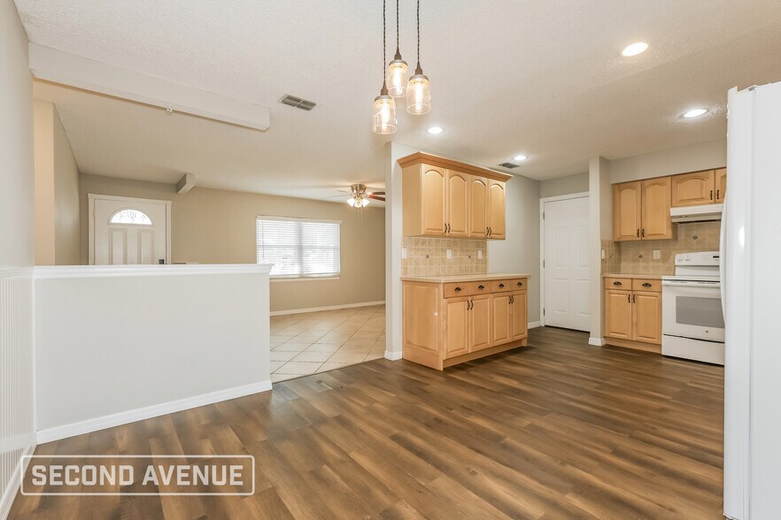 Building Photo - 412 El Dorado St