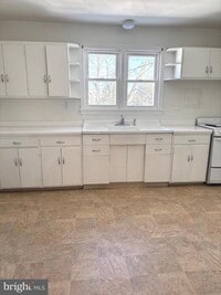 Building Photo - 56 Linwood Ave