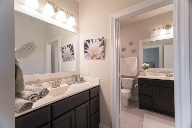 Building Photo - 73 Botanical Vista Dr