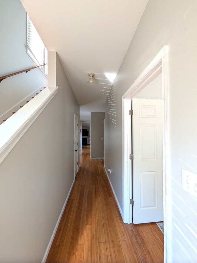 Building Photo - 113 Callahan Dr