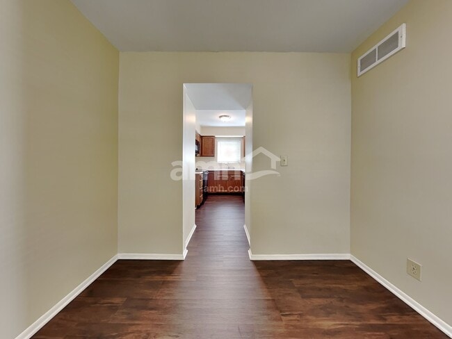 Building Photo - 3367 Woodlyn Hills Dr