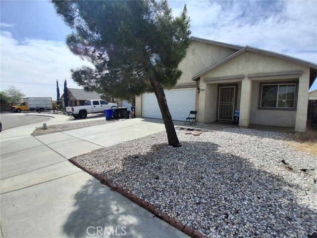 Building Photo - 12067 White Oak Ct