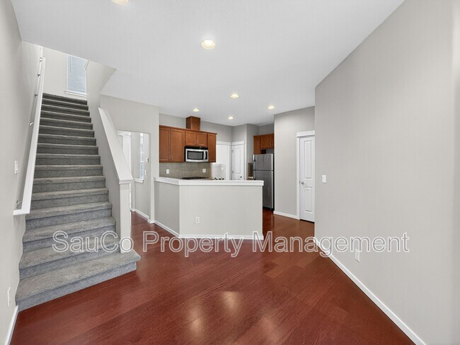 Building Photo - 7261 NE Stoneybrook St