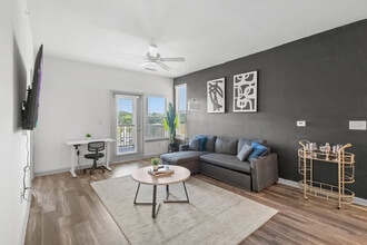 Building Photo - 19310 Carsen Grace Ct