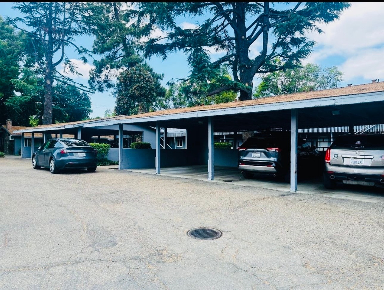 Parking (1 Assigned) - 1707 W Swain Rd