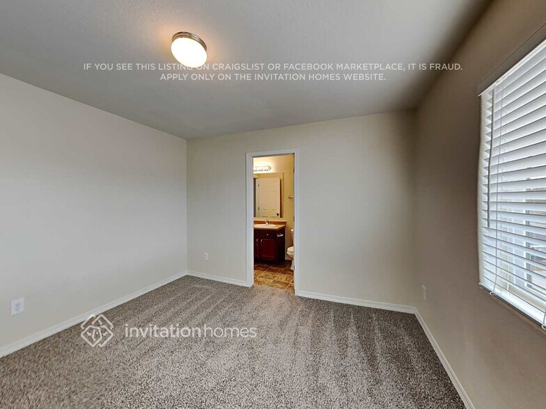 Building Photo - 964 Diamond Rim Dr