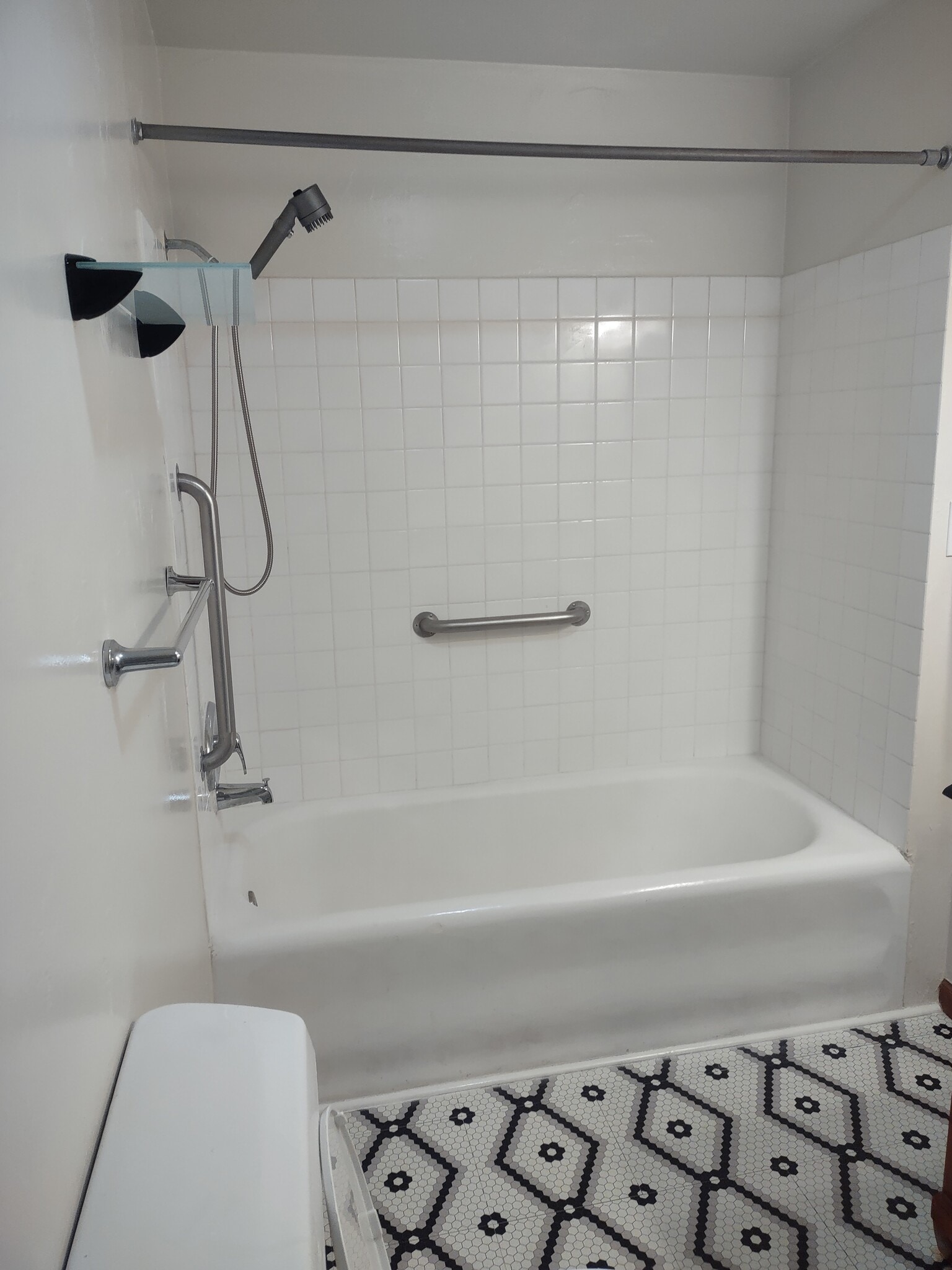 Building Photo - 16 Frances St