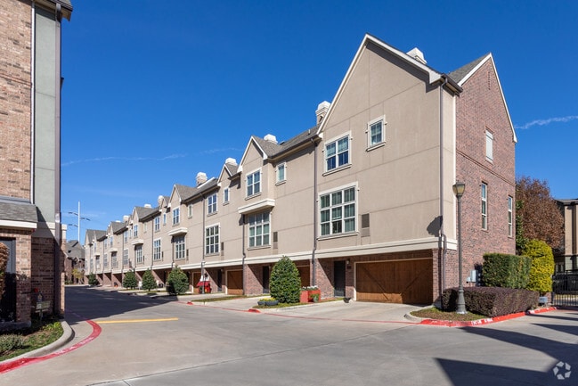 Primary Photo - Alto Highland Park