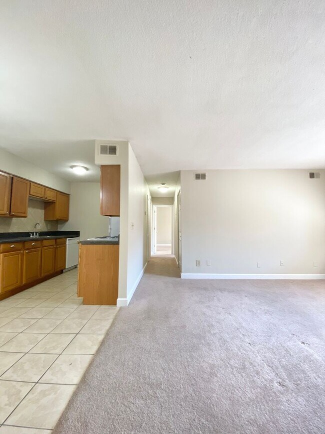 Building Photo - bg0302