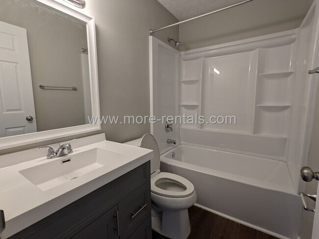 Building Photo - Remodeled house in Galloway