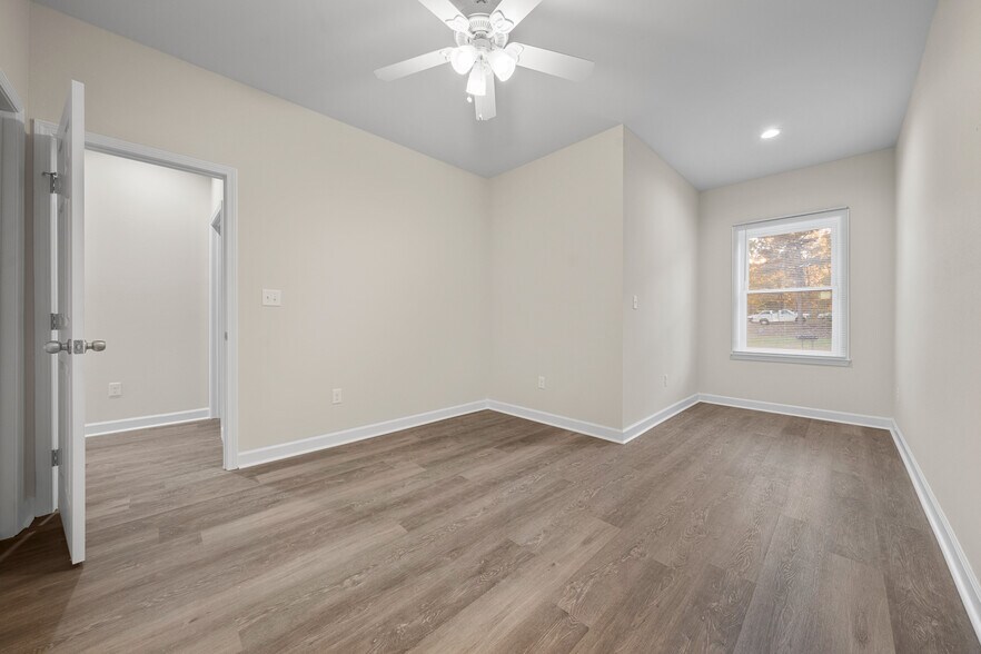 Building Photo - 167 Pebble Beach Pl