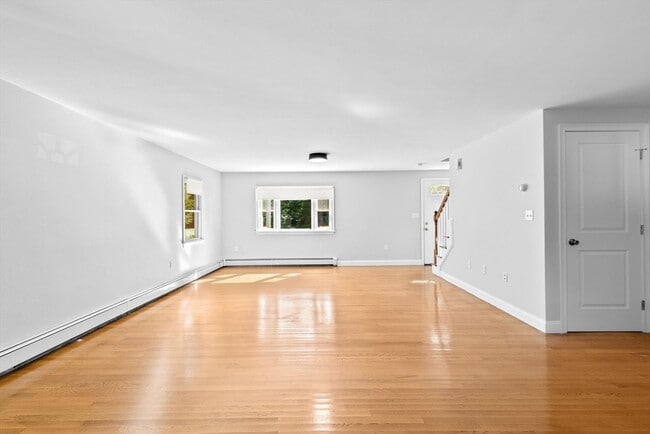 Building Photo - 22 Broad Oak Way