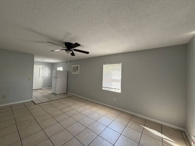 Building Photo - 1408 Spencer Ct