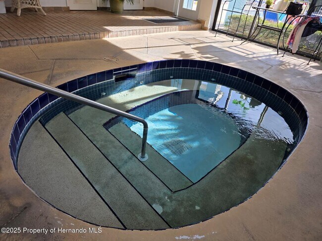 Building Photo - 9478 Nakoma Way