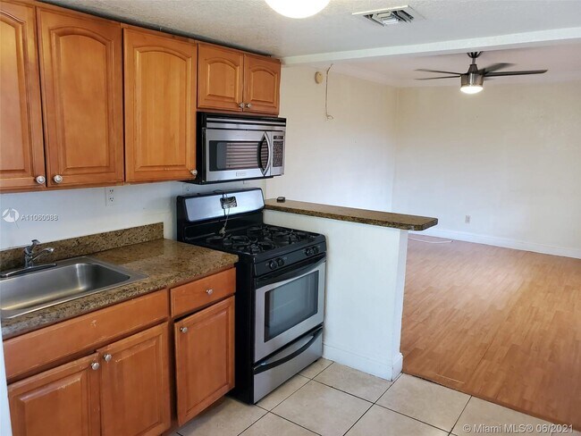 Primary Photo - 241 S Royal Poinciana Blvd