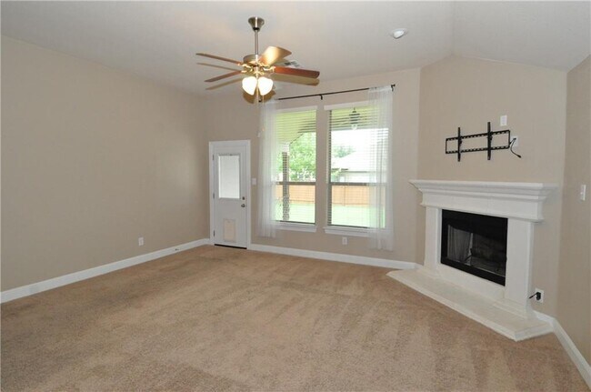 Building Photo - 113 Wallin Farms Dr