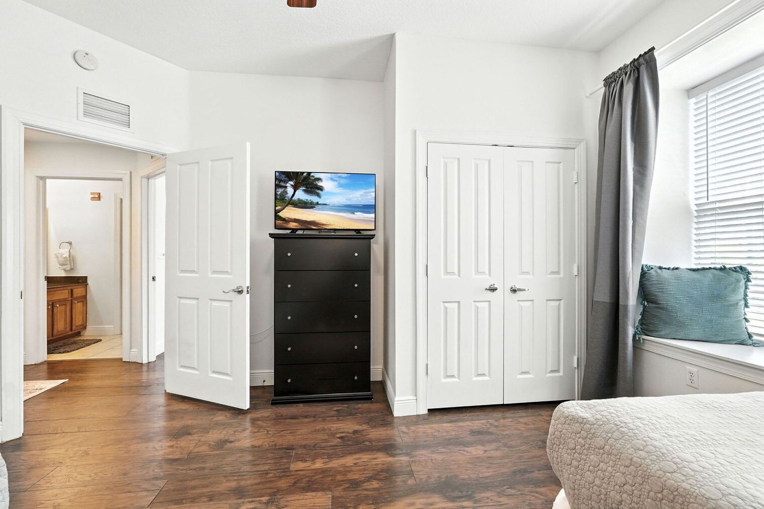 Building Photo - 7691 Heritage Crossing Way