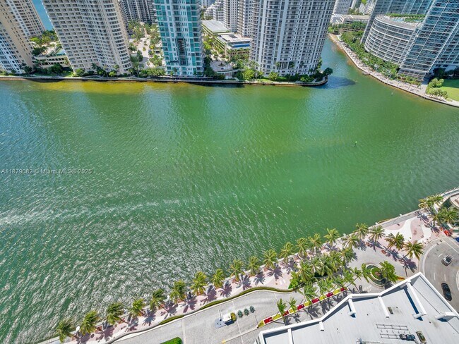 Building Photo - 325 S Biscayne Blvd