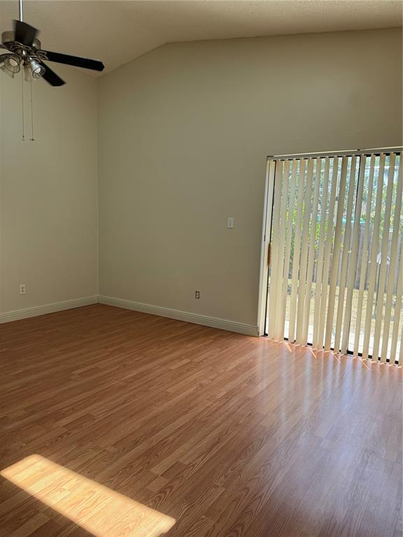 Building Photo - 1618 Bobolink Ln