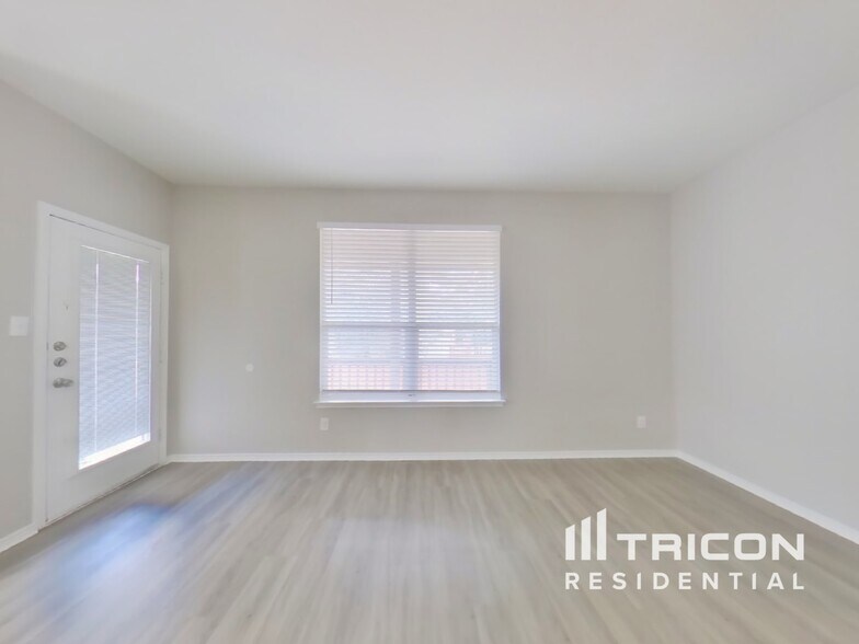 Building Photo - 6258 Ozona Mill