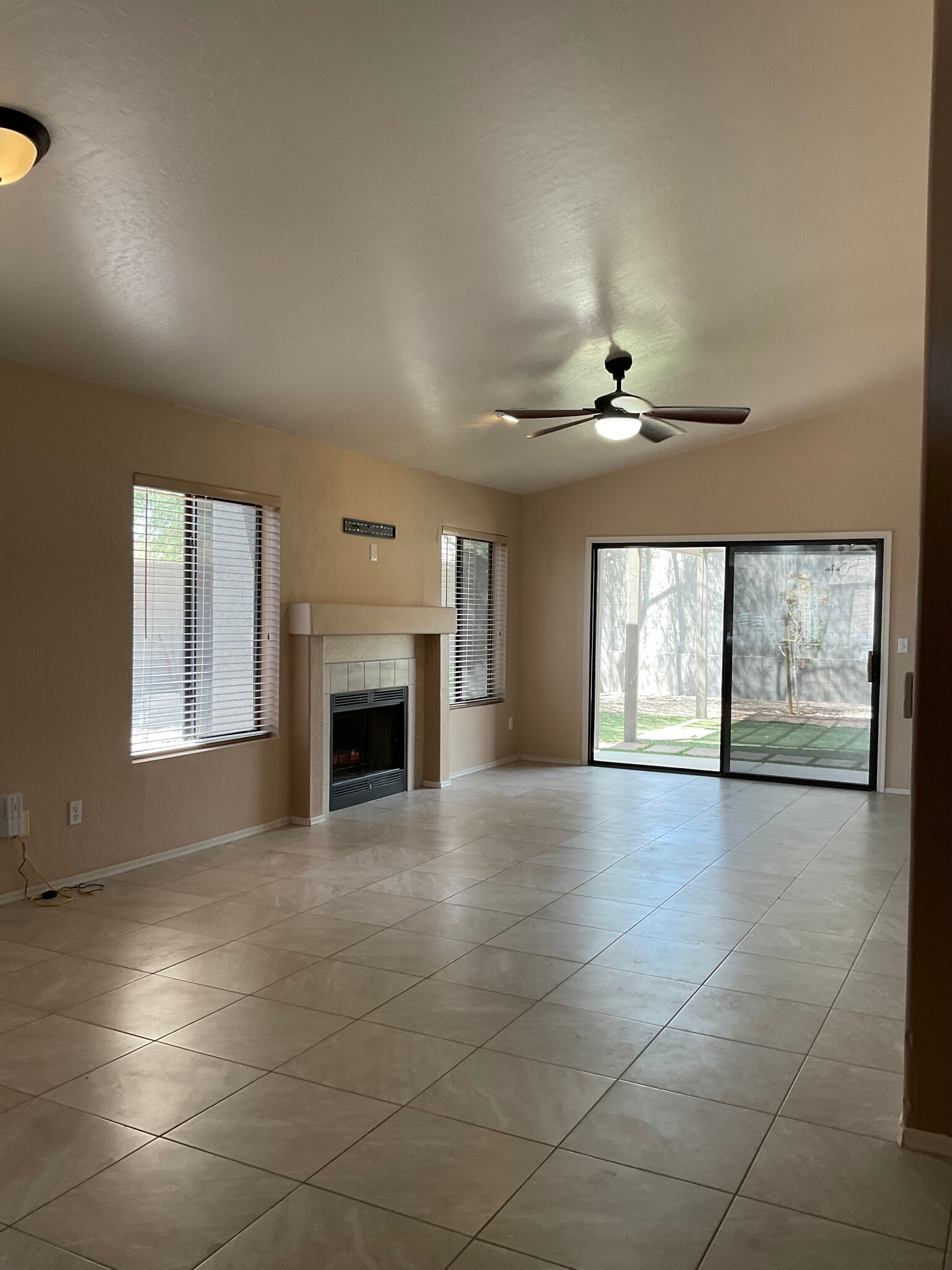 Building Photo - 3872 E Mountain Sky Ave