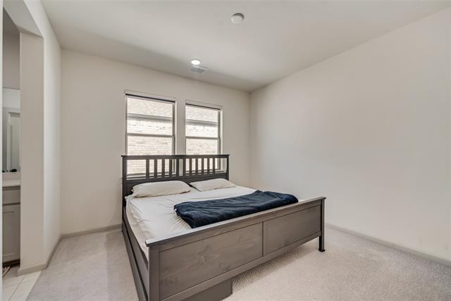 Building Photo - 13001 Cabana Dr